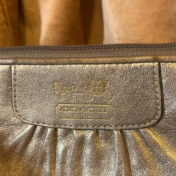 Vintage Coach wristlet - Picture 2 of 6